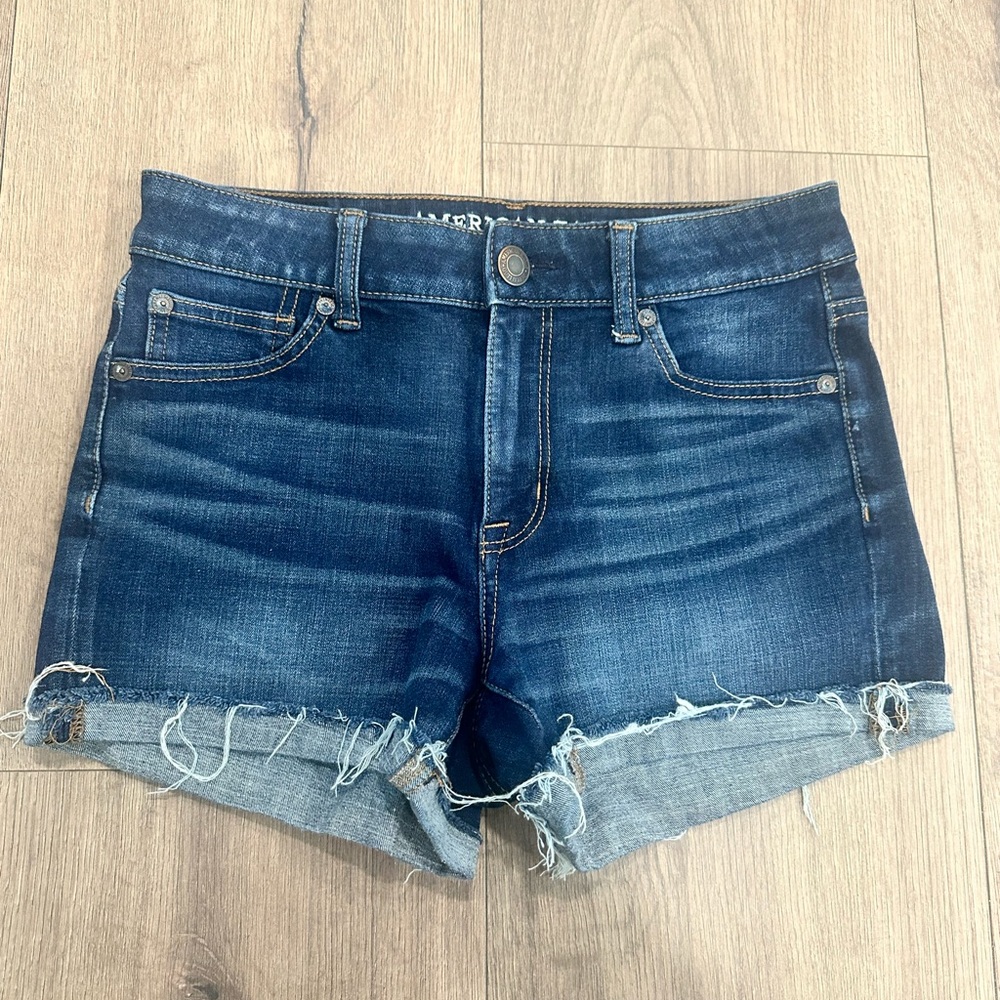 American Eagle Outfitters Women's Blue Denim Shorts